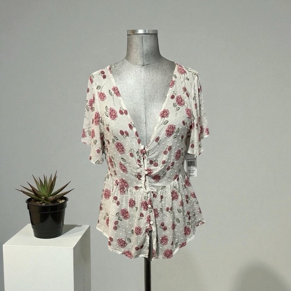 Planet Gold Tops - Planet Gold Egret Floral Button-Down Peplum Babydoll Peasant Top Size L (11/13)